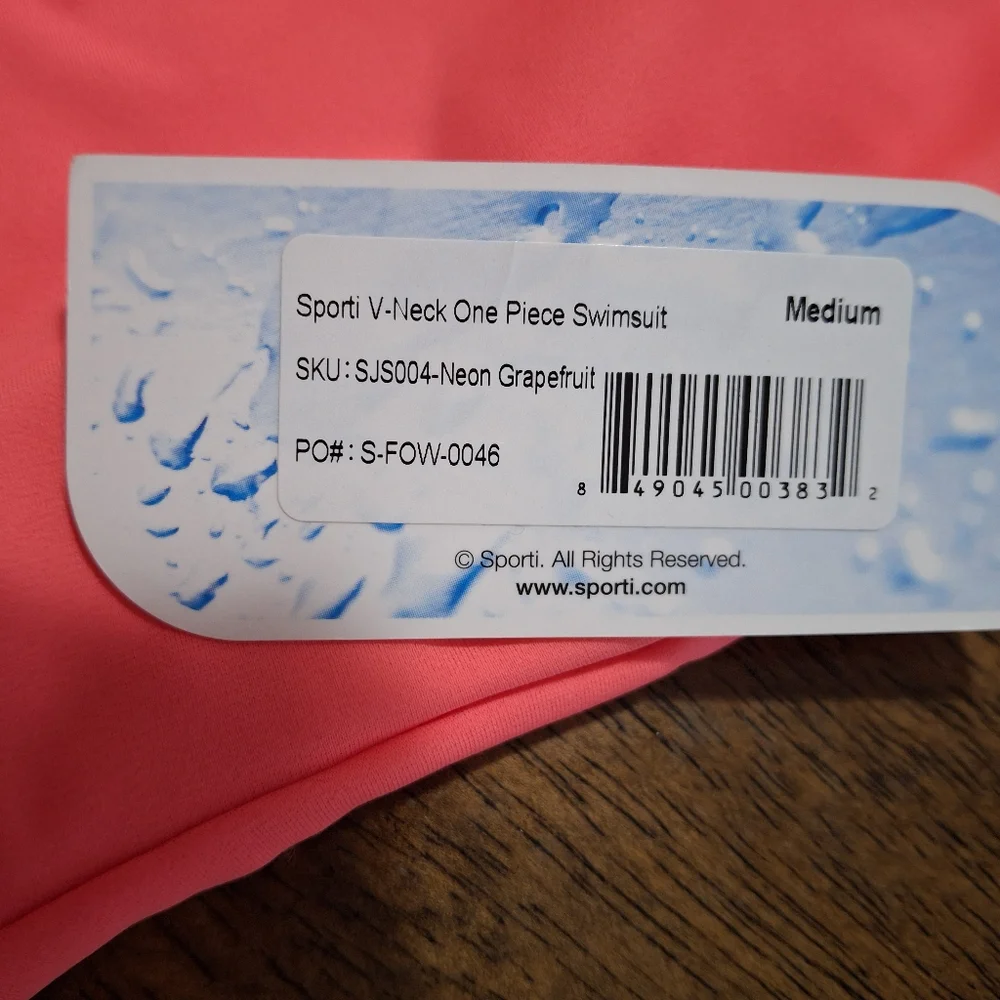 Women's Coral Sporti One Piece Swimsuit Size M.